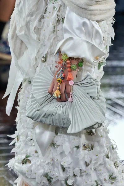 Look 114